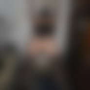 nylonsklave63 (62 Jahre) sucht Sextreffen und Gangbang in Issum